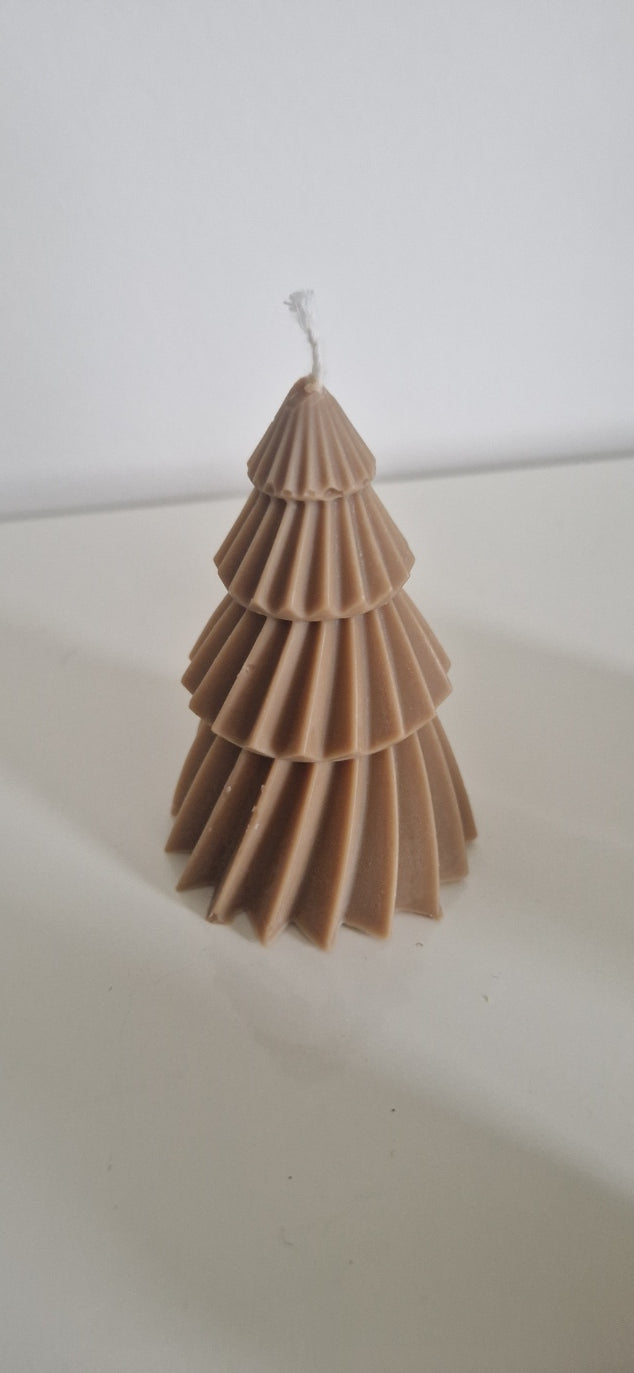 Bougie Sapin Design – Cire de Colza & Parfum de Grasse