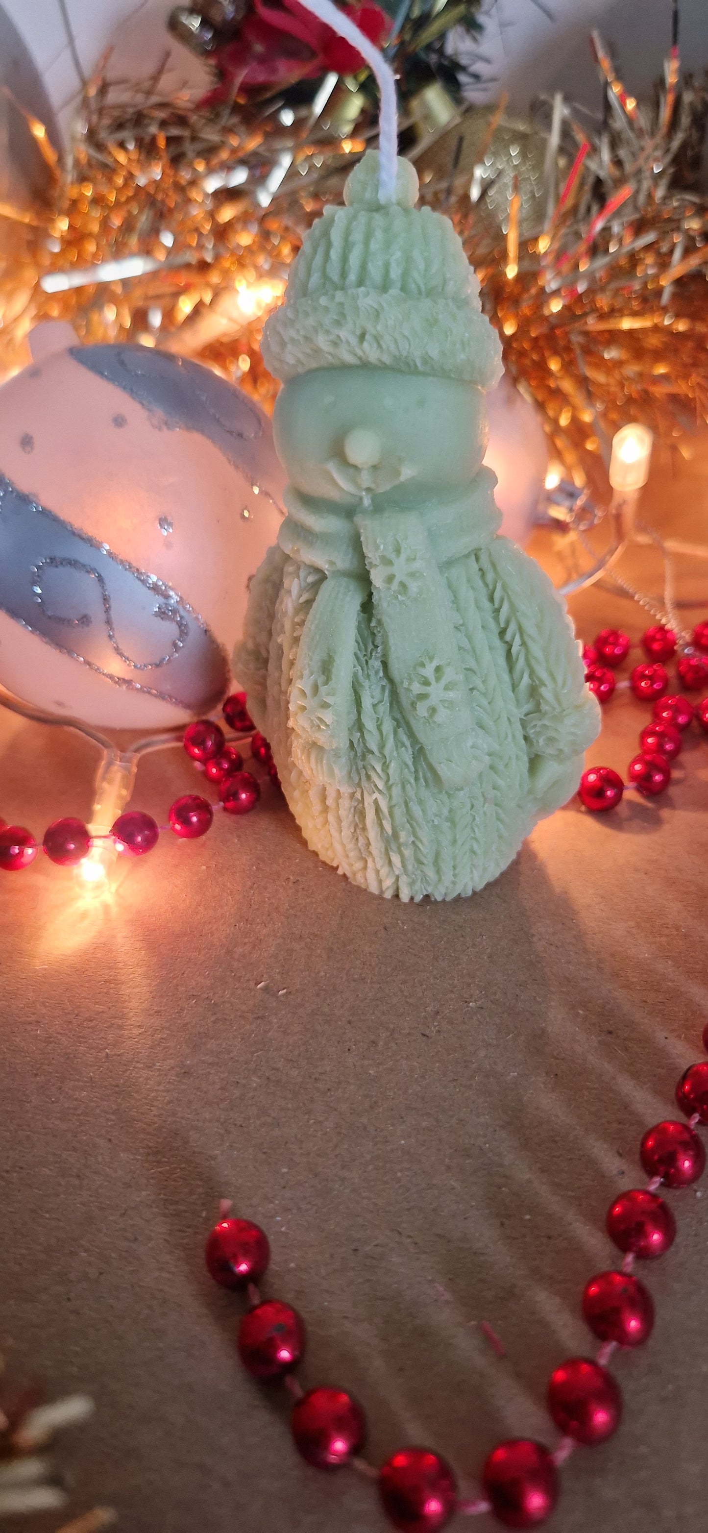 Bougie artisanale « Snow » – Cire d’olive & mèche coton – Parfum de Grasse