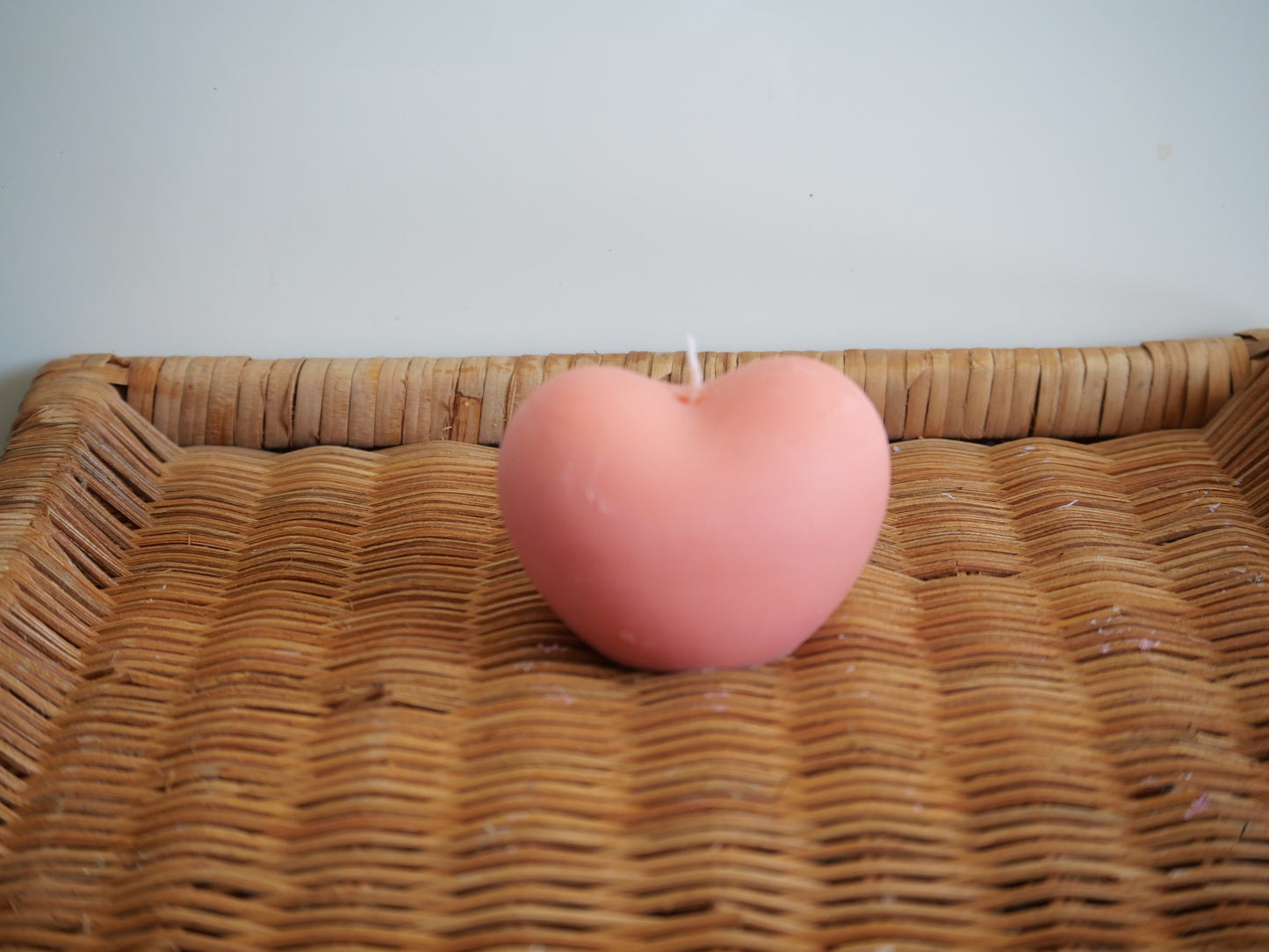 Bougie Artisanale L'Amours – Parfum Élégant & Romantique