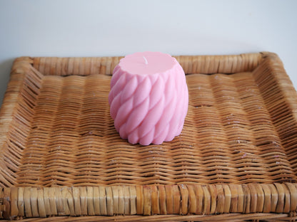 Nœud de Lumière – Bougie Tressée Design & Ambiance Chic