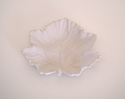 Plateaux Feuille Bohème – Design Minimaliste & Artisanat Éco-Responsable